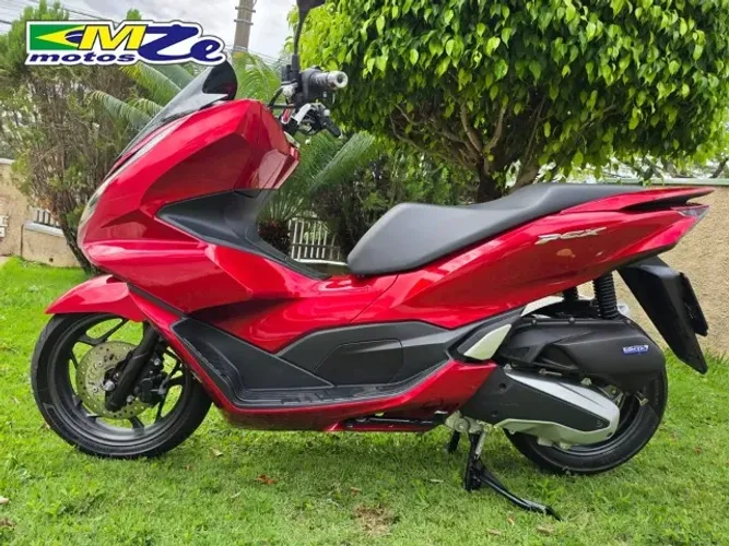 Honda PCX 160 2025 VERMELHA COM 4.000 KM