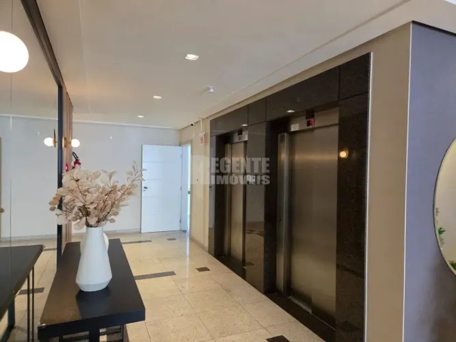 Apartamento 4 dormitórios, com 159,87 m2 privativos no bairro Trindade