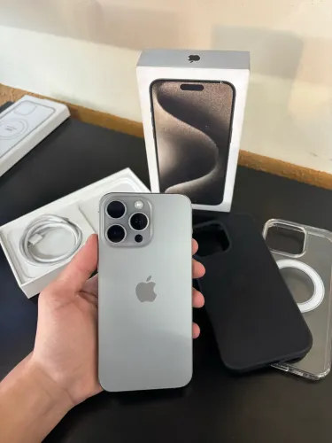 iPhone 15  pro Max 256 gb