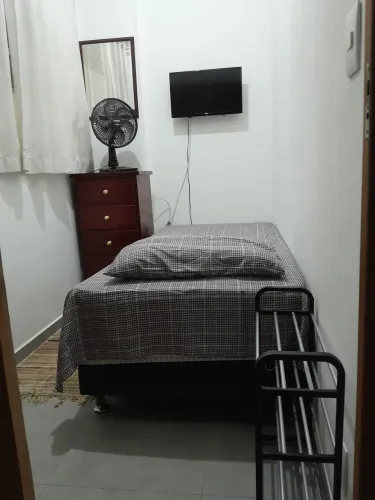 Alugo quarto em Copacabana
