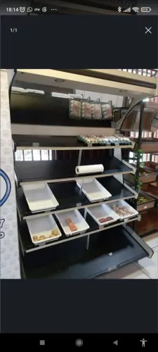 Expositor multiuso para pães ou hortifruti