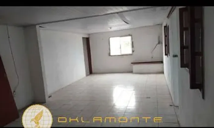 Casa com 2 Quarto(s) e 1 banheiro(s) para Alugar, 30 m² por R$ 1188 / Mês