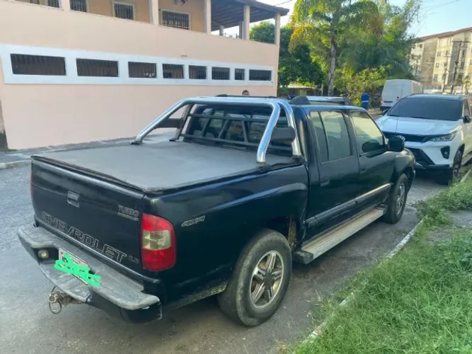 Chevrolet S10 Pick-up Exec. 2.8 4X4 CD TB Int.dies 2005