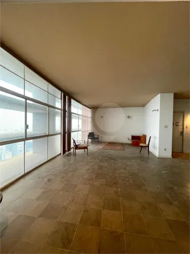 Apartamento com 3 quartos à venda em República - SP