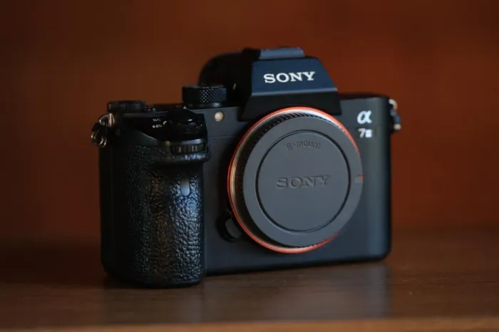 Câmera Sony A7iii (15k clicks apenas!)