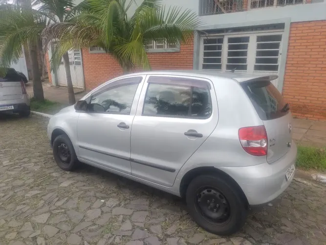 Volkswagen Fox Plus 1.0mi/ 1.0mi Total Flex 8V 4P 2009