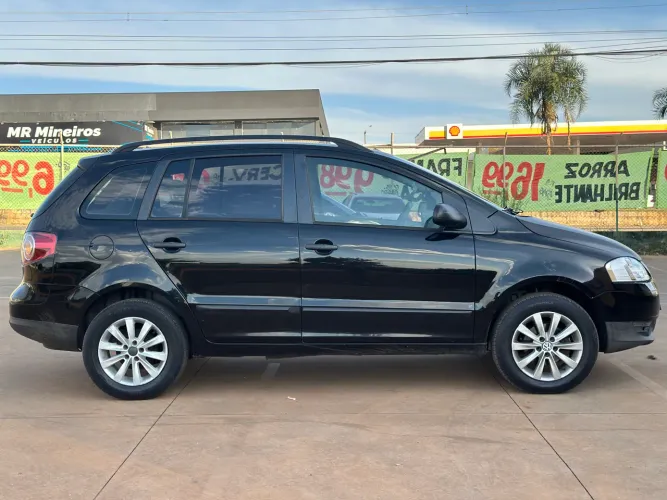 Volkswagen Spacefox 1.6/ 1.6 Trend Total Flex 8V 5P 2010