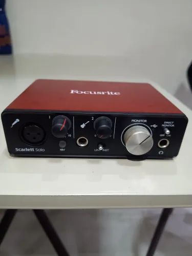 Interface Scarlet solo 