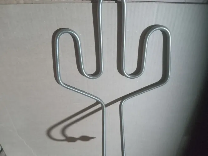 Uma resistência nova de 7 litros 100
