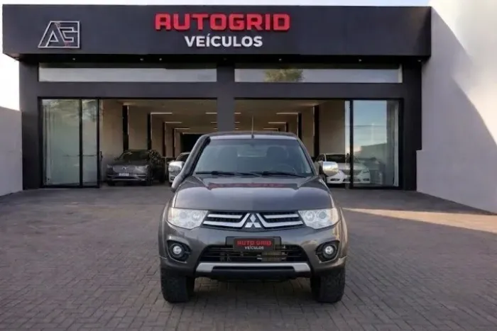Mitsubishi L200 Triton HPE 3.5 CD V6 24V Flex Aut. 2015