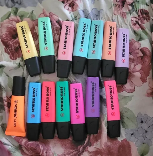Marca textos stabilo diversas cores seminovos papelaria arte lettering
