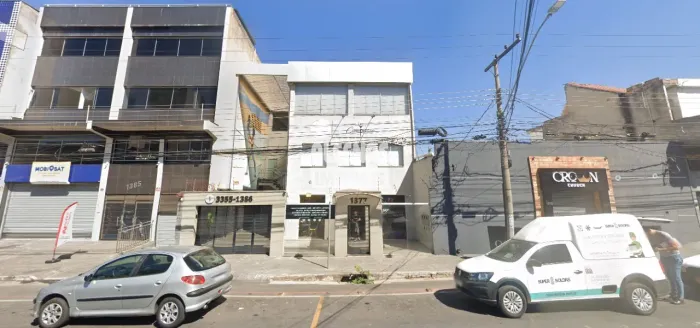 Sala Comercial na Av. José Faria da Rocha  35m²  Coração do Eldorado