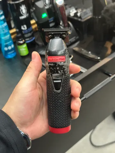 Máquina de acabamento babyliss