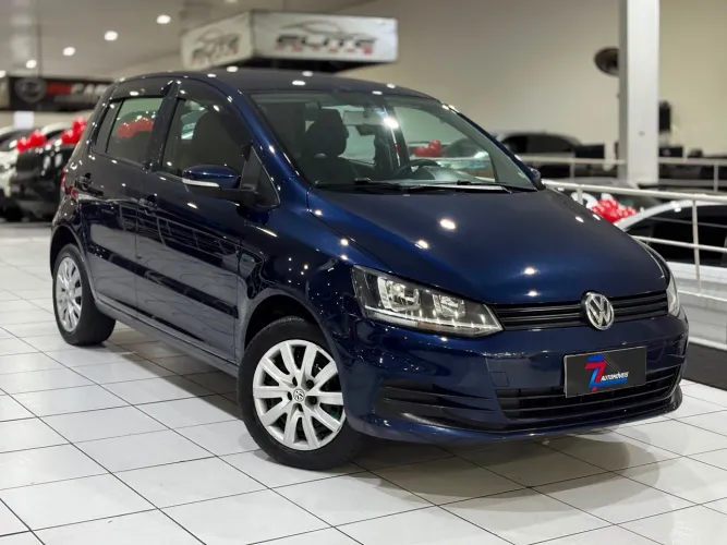 Volkswagen Fox Trendline 1.0 Flex 8V 5P 2017