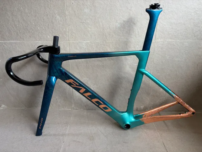Quadro de bicicleta Falco rd028 52 com guidão integrado