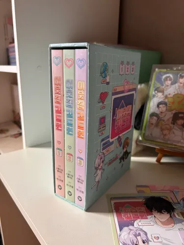 Virtual Strangers Box Manhwa