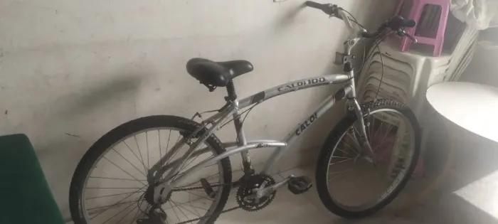 bicicleta Caloi com marcha