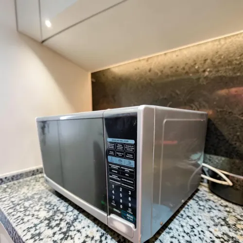 Gigante! Quase Zero! Microondas LG 30 Litros com Grill. Funcionando Perfeitamente.
