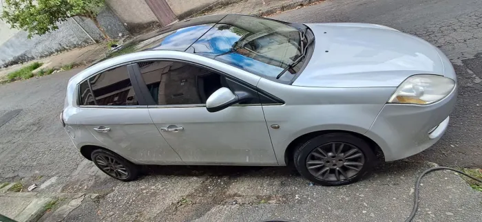 Fiat Bravo Essence 1.8 Flex 16V 5P 2012