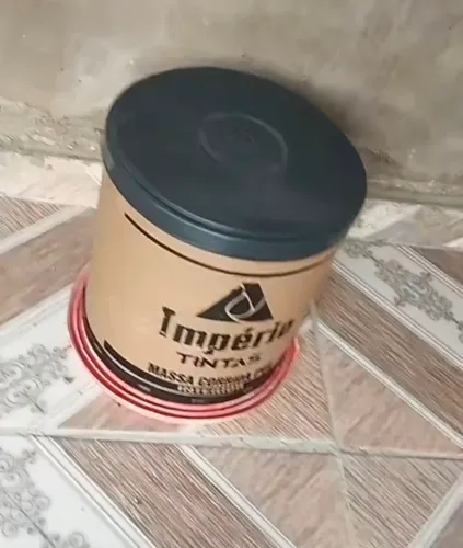 Barrica 21kg massa corrida pouco usada