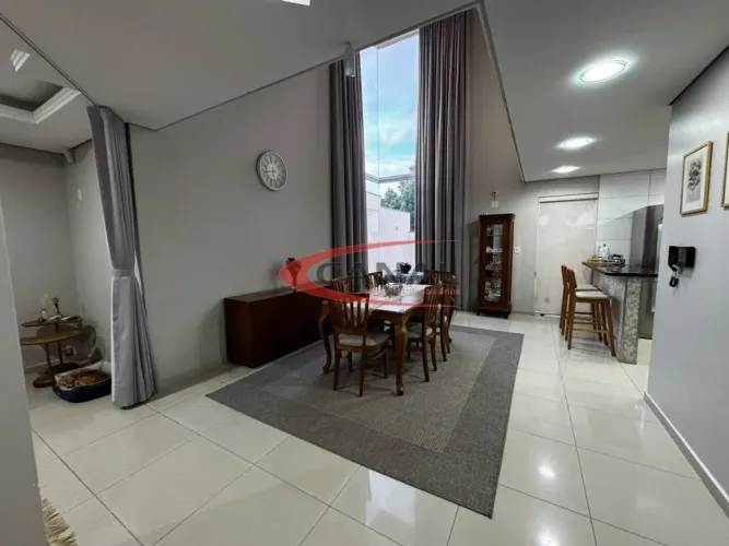 Casa para venda com 302,63 m² e 3 quartos em Vila Seabra, Bauru - SP