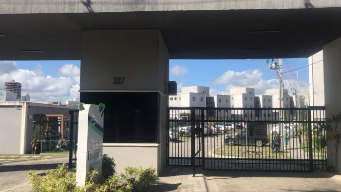 Aluga-se Apartamento Semi Mobiliado no Condomínio Residencial Ipojuca I.