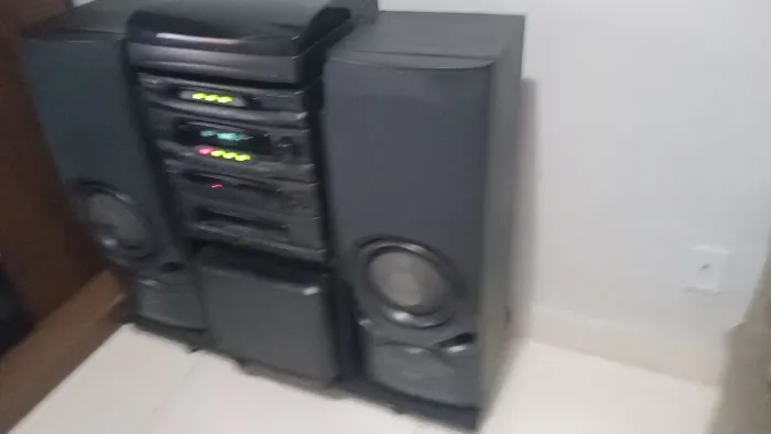 Aparelho.de.som.gradiente.t.disco.t.fita..FM.e.ce.obs.ce.nao.func.p.reparo