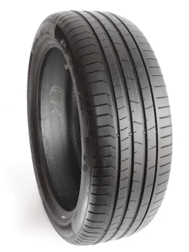 Pirelli 245/45r20 P-Zero Evoque Discovery XC40 Camaro Mustang 300C Charger X3 C/ Conserto