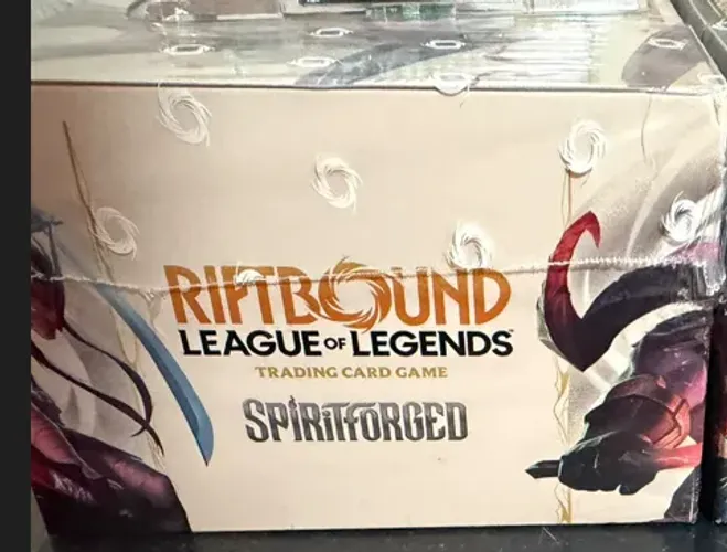 Booster Box Riftbound: League of Legends TCG - Spiritforged (Lacrada)
