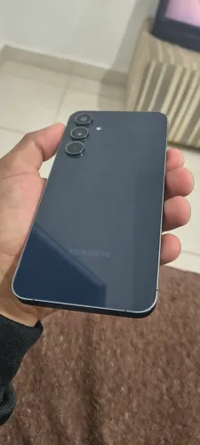 Vendo Galaxy A55 128GB o display está danificado precisa<br><br>trocar