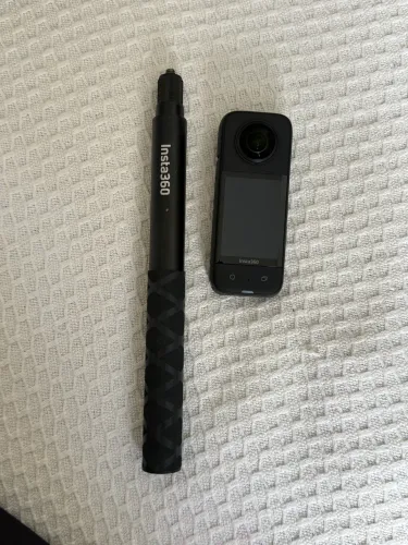 Câmera insta 360 x3