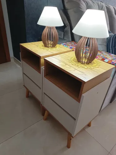 Mesa de cabeceira