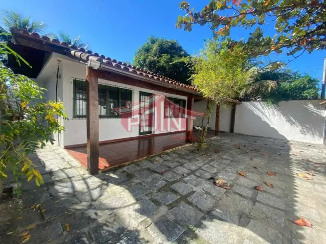 Casa Linear - Terreno inteiro - Cafubá (Piratininga)