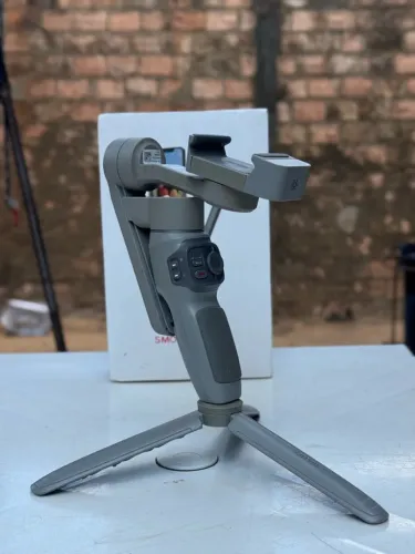 Gimbal Zhiyun Smooth Q3 - R$ 480,00