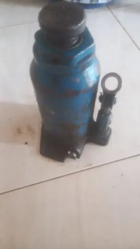 Macaco-prego hidráulico