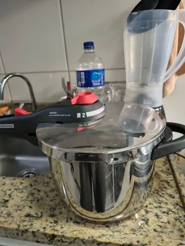 Panela de pressão de Aço Inox Solar 6 L - Tramontina