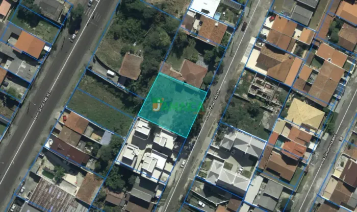 Terreno à venda no Uberaba com 806 m² - 5086