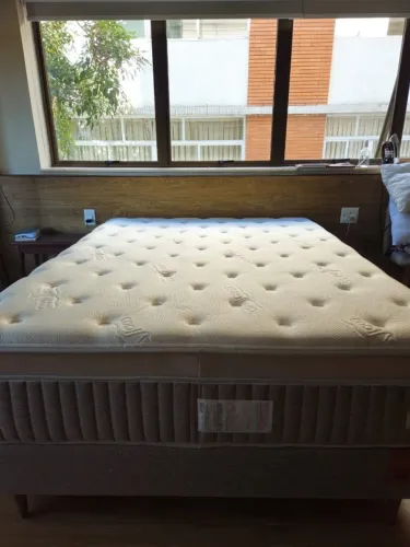 CAMA QUEEN SIMMONS LEGACY COM BOX - TOP DE LINHA - NA GARANTIA