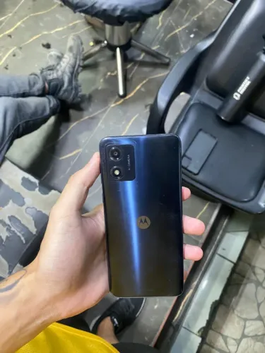 Motorola E13 64GB / otimo estado