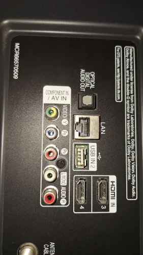 TV Retirada de Peças