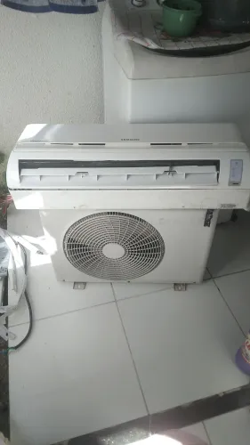 Ar condicionado 