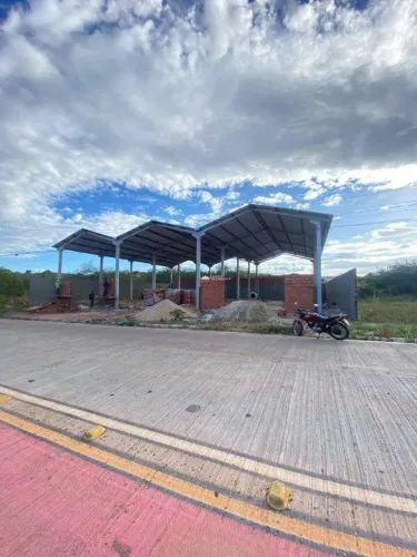 GALPÃO COMERCIAL/INDUSTRIAL NO BAIRRO ESPLANADA URUGUAI COM 03 VAGAS DE GARAGEM