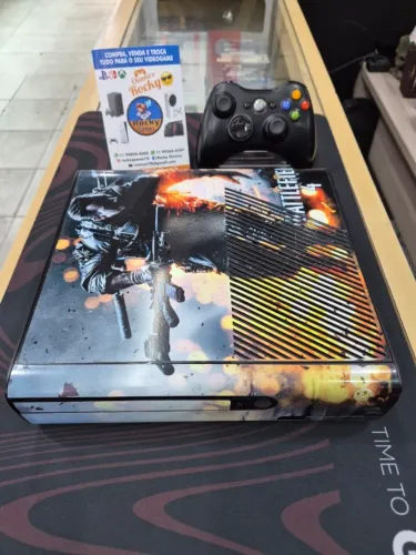 Xbox 360 Super Slim RGH em excelente estado