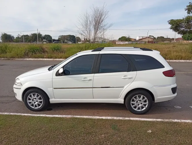 Fiat Palio Week. Attractive 1.4 Fire Flex 8V 2016