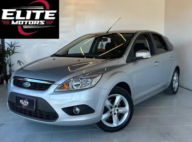 Ford Focus 1.6 S/se/se Plus Flex 8v/16v 5P 2010