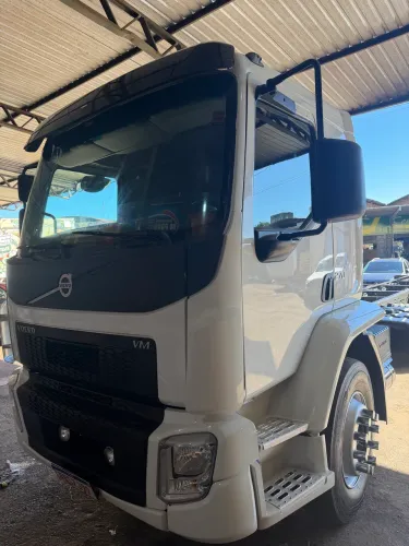 Volvo vm 270 ano 2021