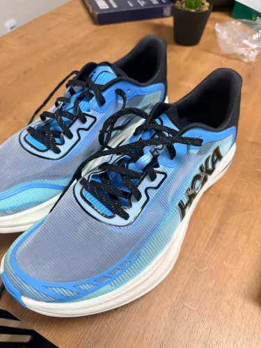 Tênis HOKA Cielo X1 2.0 - tamanho 42