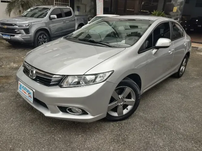 Honda Civic Sedan LXR 2.0 Flexone 16V Aut. 4P 2014