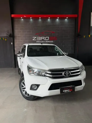Toyota Hilux CD SRX 4X4 2.8 TDI 16V Diesel Aut. 2016