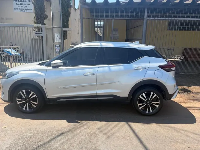 Nissan Kicks Exclusive 1.6 16V Flex AUT 2024